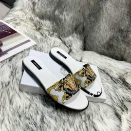 Picture of Versace Slippers _SKUVersacesz35-42GDT010135